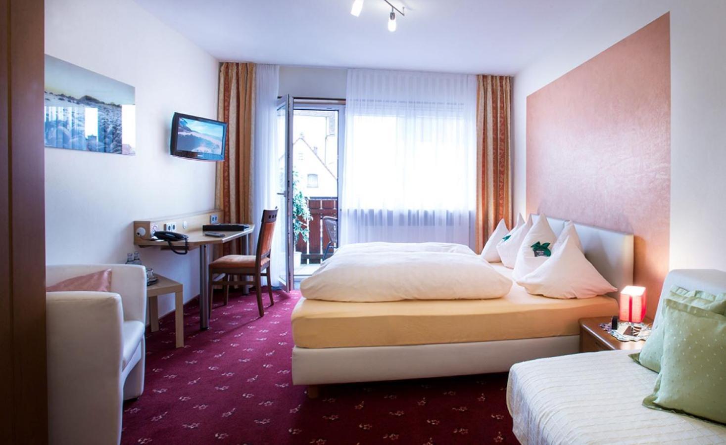 Hotel Gasthof Zur Post Königstein in der Oberpfalz Buitenkant foto